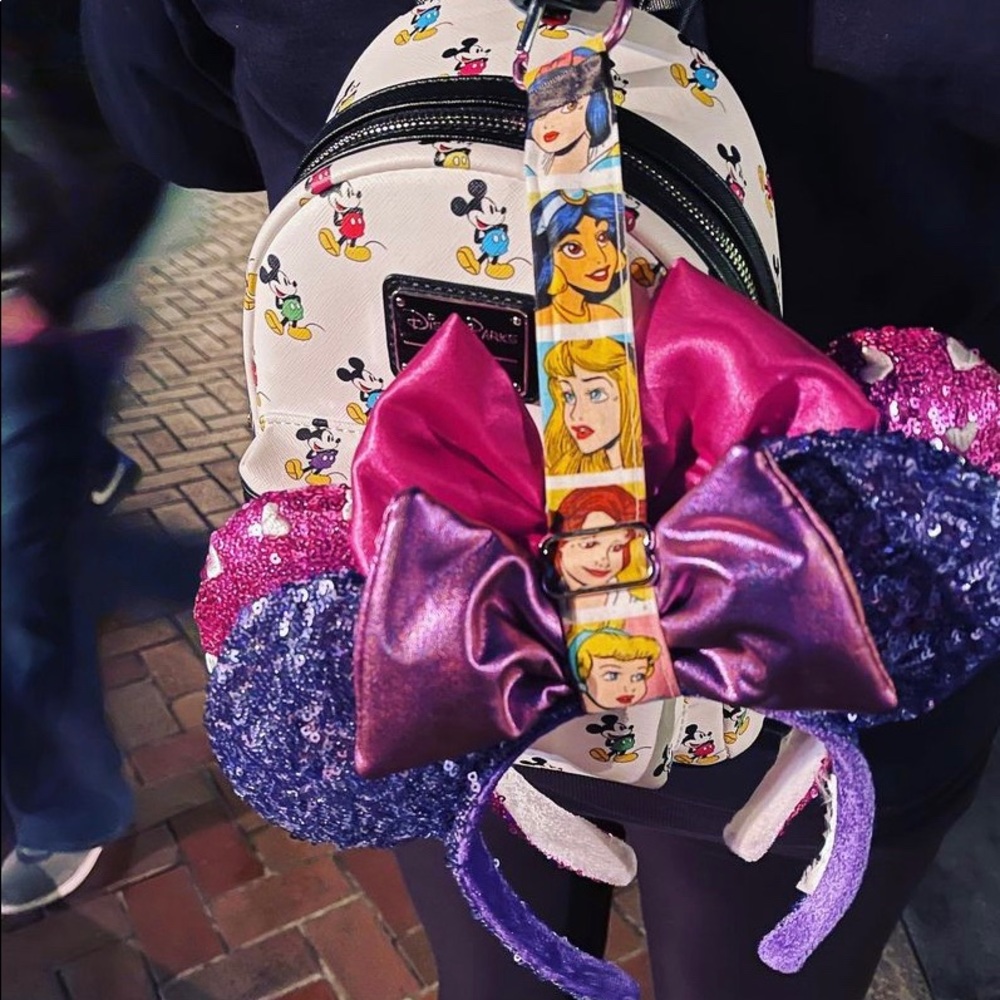 Disney Ear Holders!! Multiple designs available